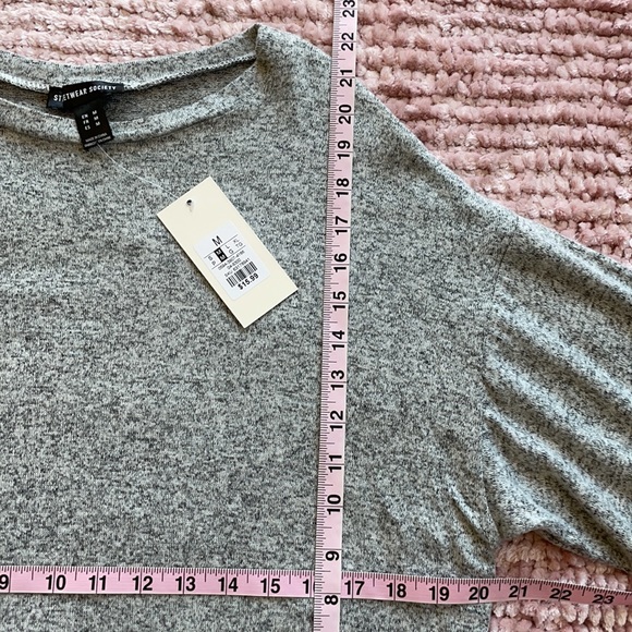 S, M, L NWT SUPER SOFT LONG SLEEVE TOP NWT - Picture 6 of 8